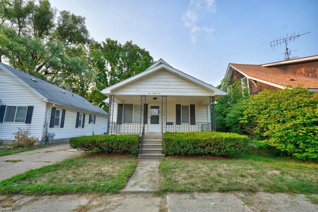 131 E Lakeview Avenue, Flint, MI 48503