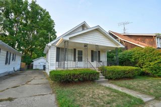 131 E Lakeview Avenue, Flint, MI 48503