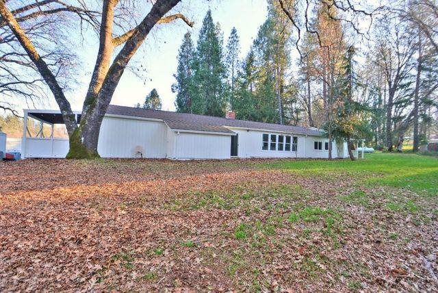 1989 Van Giesen Dr, Meadow Vista, CA 95722