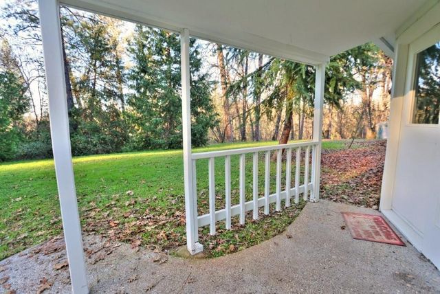 1989 Van Giesen Dr, Meadow Vista, CA 95722