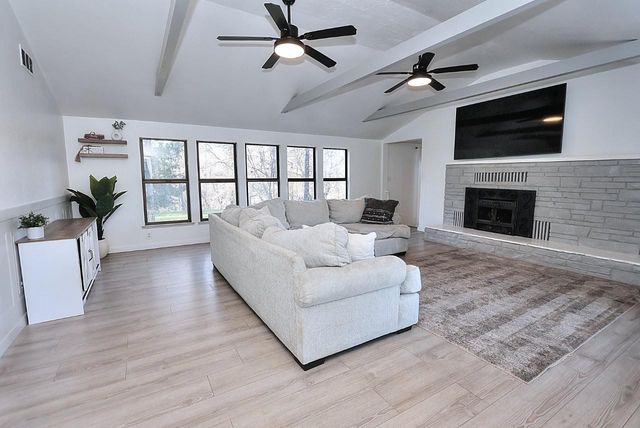 1989 Van Giesen Dr, Meadow Vista, CA 95722