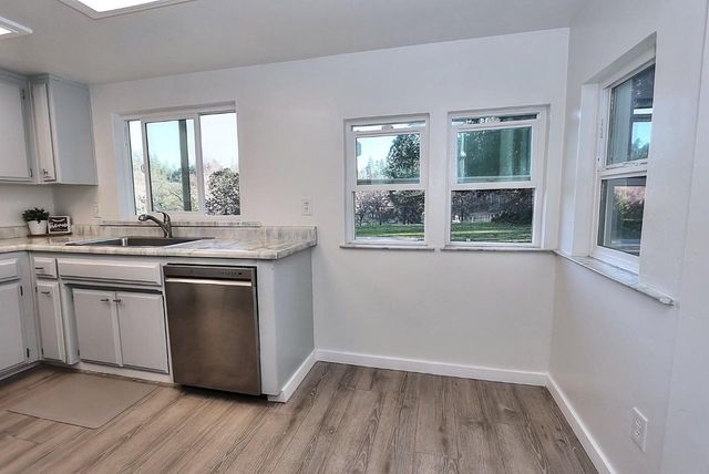 1989 Van Giesen Dr, Meadow Vista, CA 95722