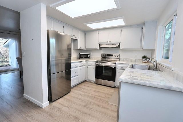 1989 Van Giesen Dr, Meadow Vista, CA 95722