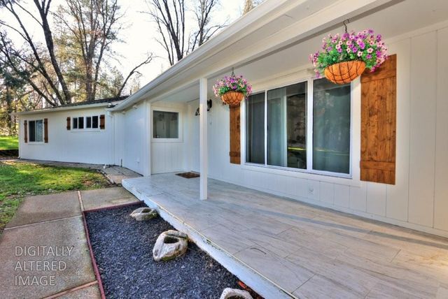 1989 Van Giesen Dr, Meadow Vista, CA 95722