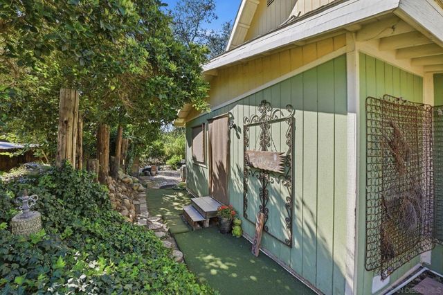 17584 S Mesa Drive, Pauma Valley, CA 92061