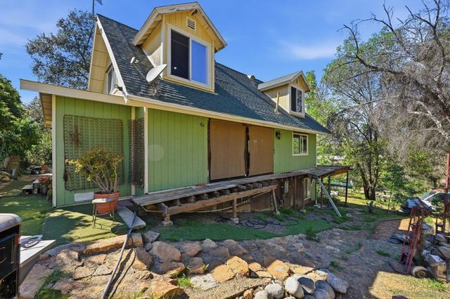17584 S Mesa Drive, Pauma Valley, CA 92061