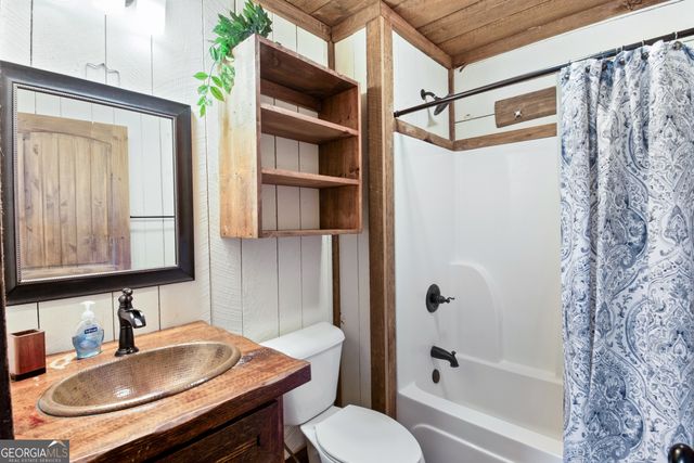 1535 Blue Ridge Drive, Blue Ridge, GA 30513