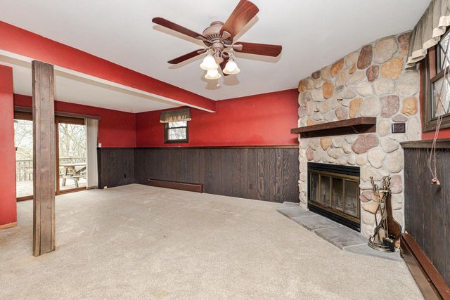 W287N6453 Highland COURT, Hartland, WI 53029