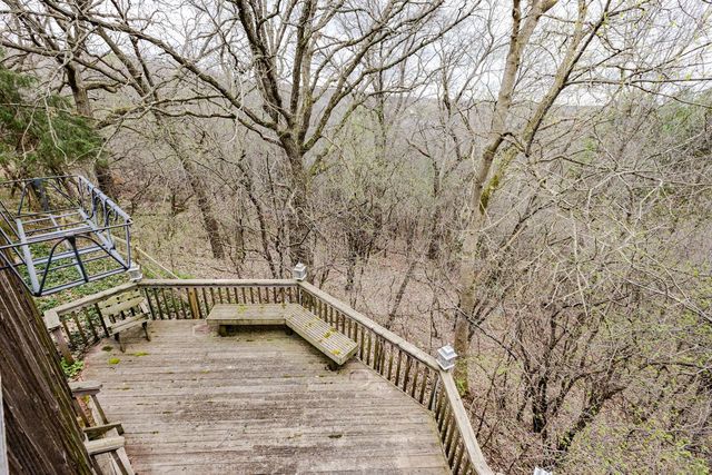 W287N6453 Highland COURT, Hartland, WI 53029