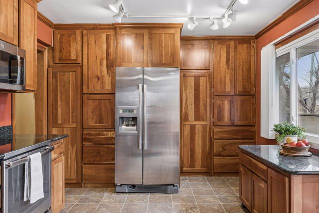 2231 Quebec Avenue S, Saint Louis Park, MN 55426