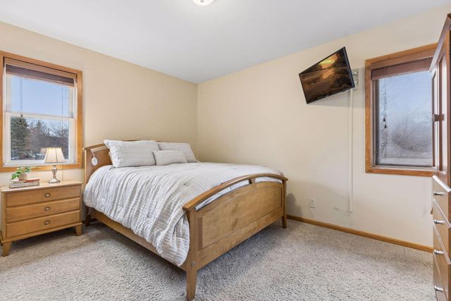 2231 Quebec Avenue S, Saint Louis Park, MN 55426