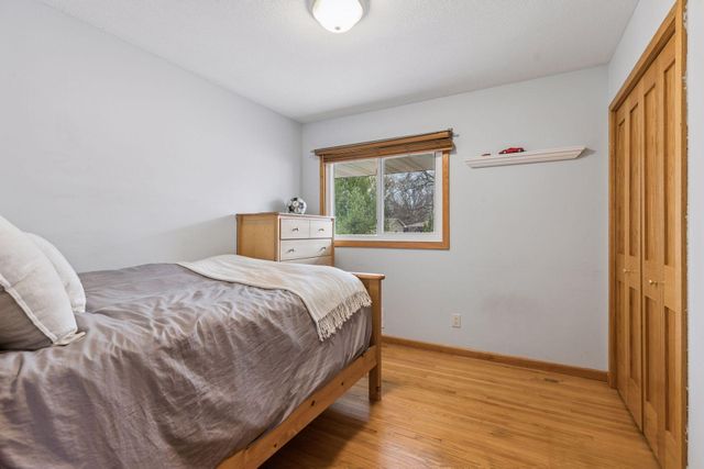 2231 Quebec Avenue S, Saint Louis Park, MN 55426