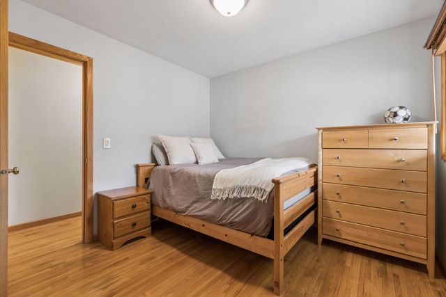 2231 Quebec Avenue S, Saint Louis Park, MN 55426