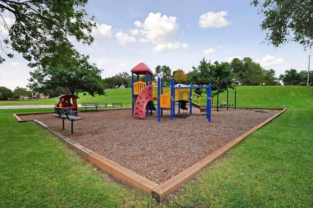 2231 Quebec Avenue S, Saint Louis Park, MN 55426