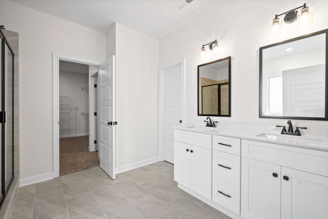 1192 Ross Farms Blvd, Clarksville, TN 37043