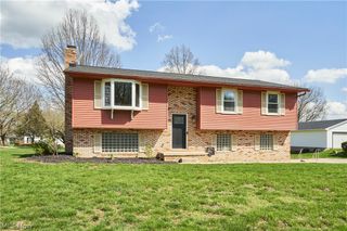 12036 Shoshone Avenue NW, Uniontown, OH 44685