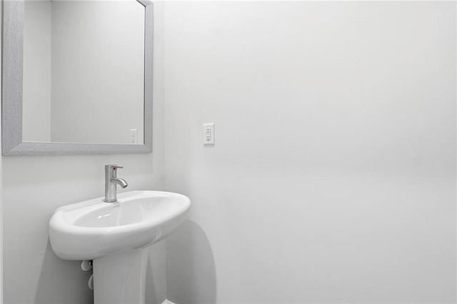 8337 Columbia Court, Palmetto, GA 30268