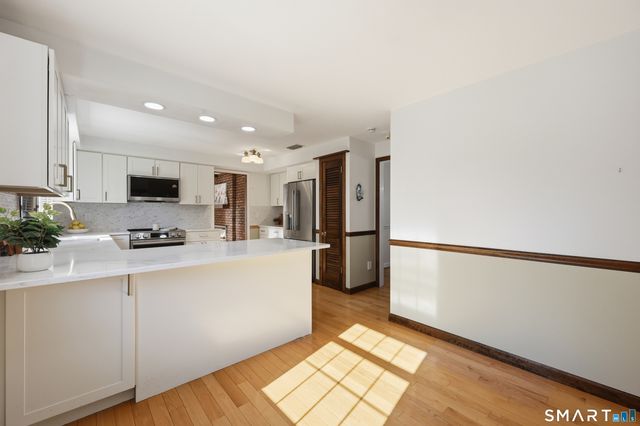 19 Andmar Lane, South Windsor, CT 06074