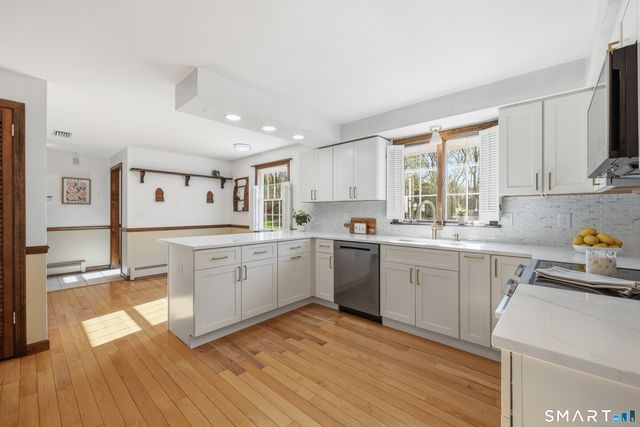 19 Andmar Lane, South Windsor, CT 06074