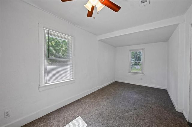 2917 E 61st Street, Kansas City, MO 64130