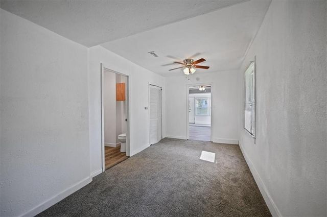 2917 E 61st Street, Kansas City, MO 64130