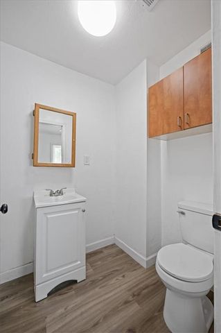 2917 E 61st Street, Kansas City, MO 64130