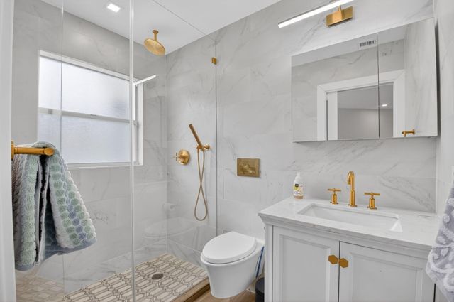 2464 NW 66th Drive, Boca Raton, FL 33496