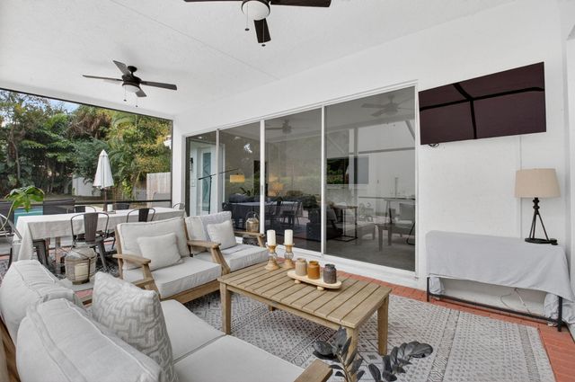 2464 NW 66th Drive, Boca Raton, FL 33496