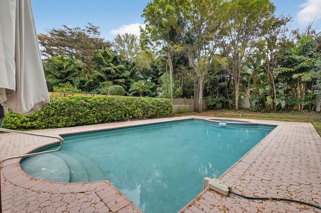 2464 NW 66th Drive, Boca Raton, FL 33496