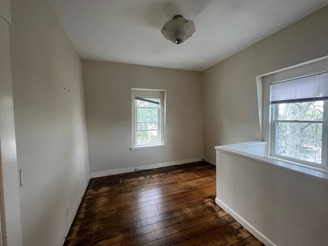76 Chestnut Street 2, Newton, MA 02465