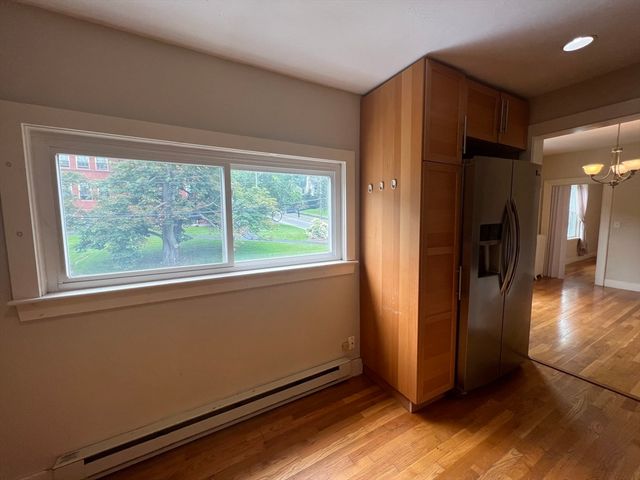 76 Chestnut Street 2, Newton, MA 02465