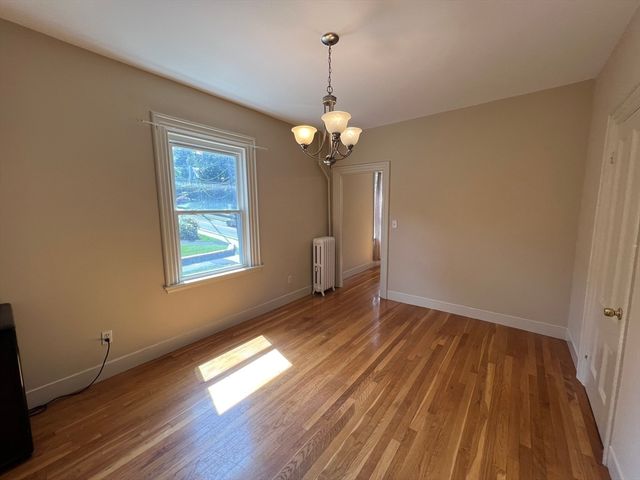 76 Chestnut Street 2, Newton, MA 02465
