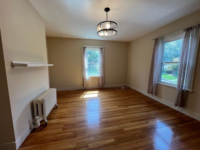 76 Chestnut Street 2, Newton, MA 02465