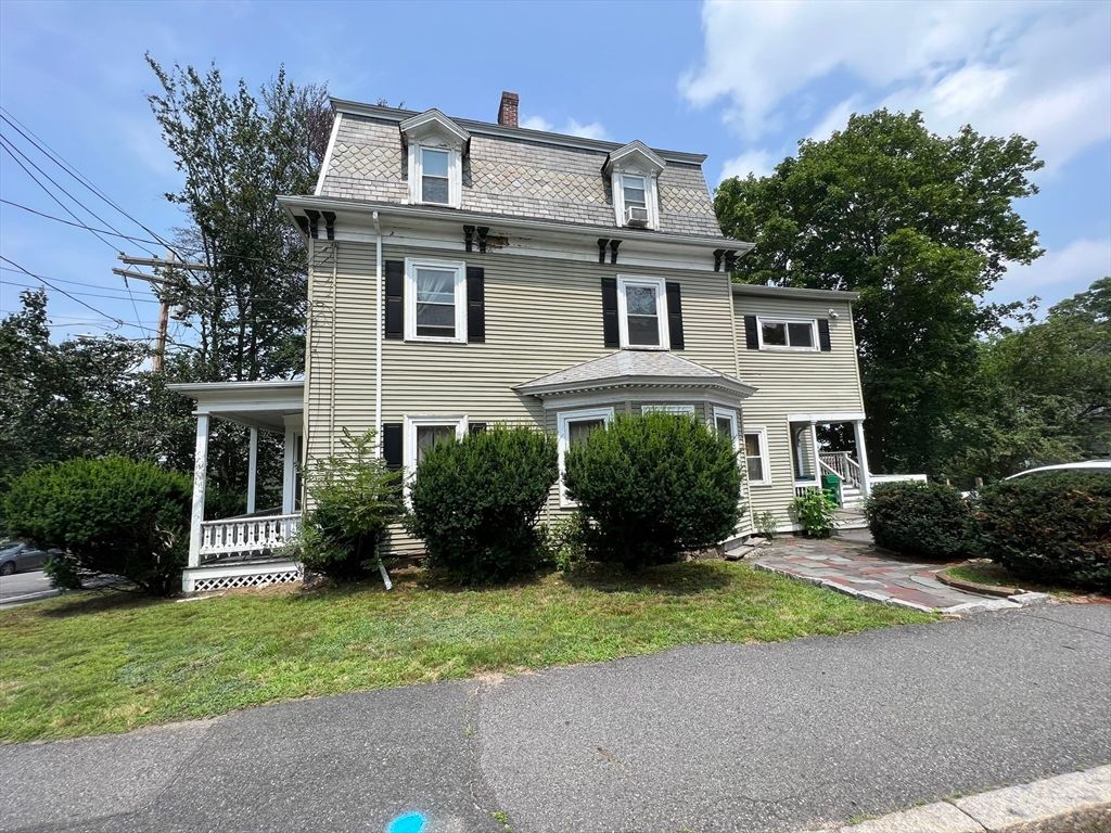 76 Chestnut Street 2, Newton, MA 02465