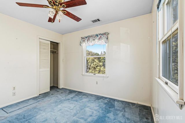 25 Evergreen Street, Spotswood, NJ 08884