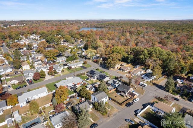 25 Evergreen Street, Spotswood, NJ 08884