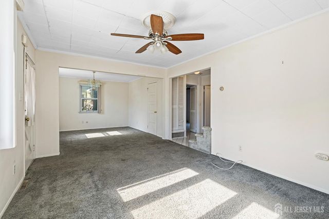 25 Evergreen Street, Spotswood, NJ 08884