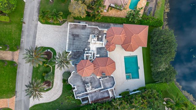 2344 Golf Brook Drive, Wellington, FL 33414