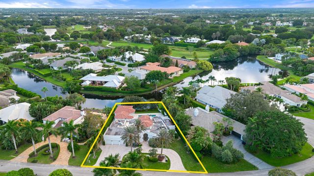 2344 Golf Brook Drive, Wellington, FL 33414