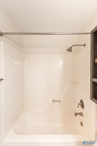 102 Vistawood Court, Madison, AL 35758