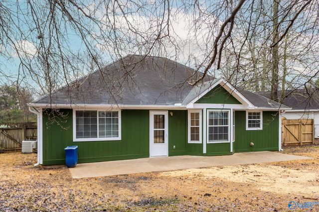 102 Vistawood Court, Madison, AL 35758