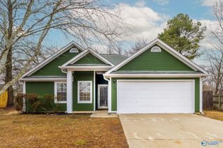 102 Vistawood Court, Madison, AL 35758