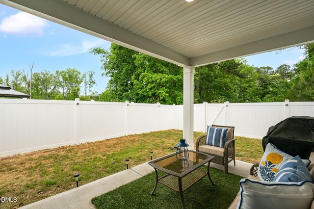 948 Berkeley Glen Road, Zebulon, NC 27597