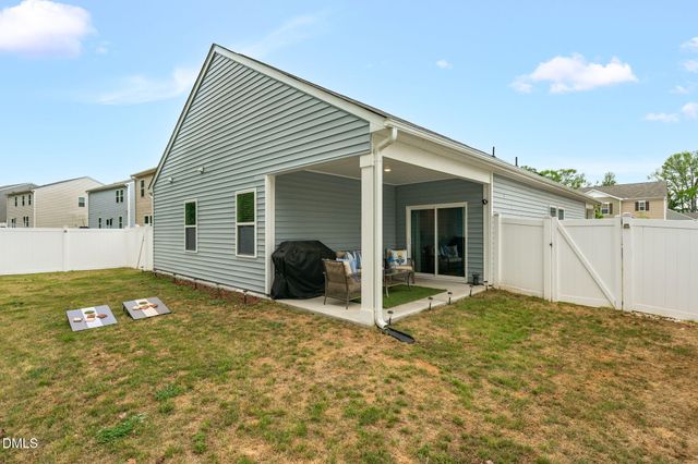 948 Berkeley Glen Road, Zebulon, NC 27597