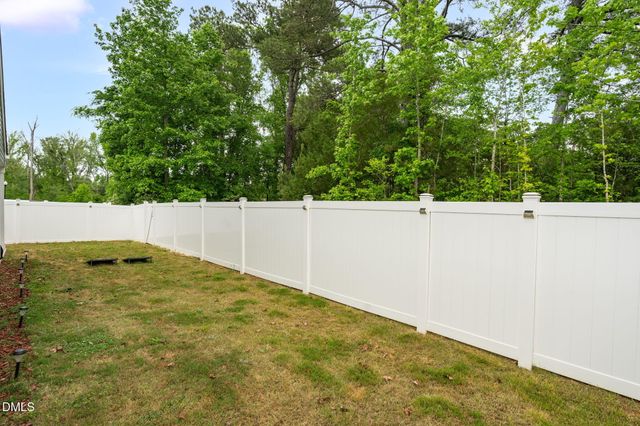 948 Berkeley Glen Road, Zebulon, NC 27597
