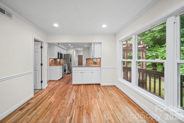 5479 Gunpowder Drive, Hickory, NC 28601