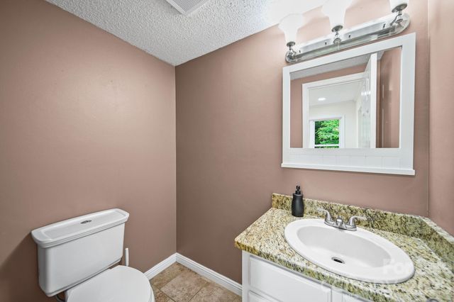 5479 Gunpowder Drive, Hickory, NC 28601