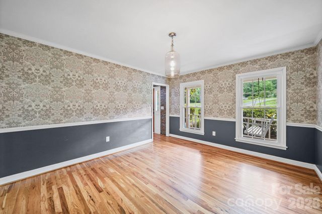 5479 Gunpowder Drive, Hickory, NC 28601