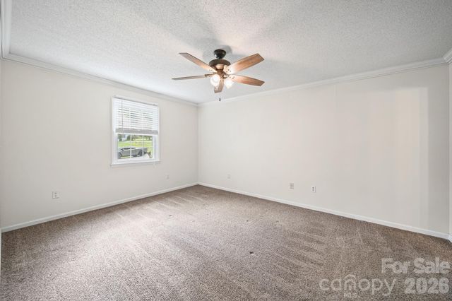 5479 Gunpowder Drive, Hickory, NC 28601