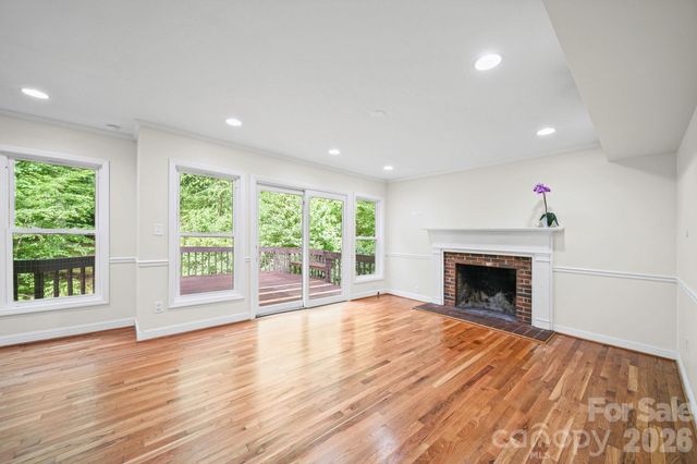 5479 Gunpowder Drive, Hickory, NC 28601